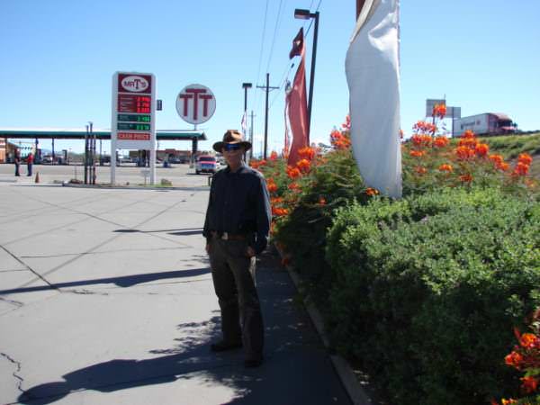 Open Carry at Arizona Gas Station