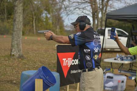 Jerry Miculek Victorious at the 2015 Trijicon Shooting Challenge