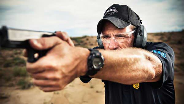 Desert Handgun Training Shooting Instructor