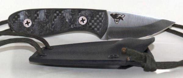 Minuteman Adjutant in black carbon fiber