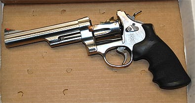 Smith & Wesson M629 Classic: A guy came into  our department the other day to ask a favor. He had a  S&W 629 that he wanted to dispose of after a  mishap at the range. He said there was a loud bang  when he tested his new load and the gun smacked him in  the forehead, leaving a nice gash. When the tweety  birds cleared, this is what he  saw...