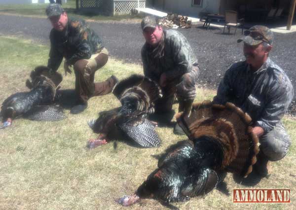 Avid Outdoorsman Aaron Tippin and Former Arkansas governor Mike Huckabee.