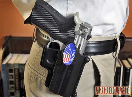 Nicholas-Looman-Smith-&-Wesson-9mm-pistol Nicholas Looman and Smith & Wesson 9mm pistol