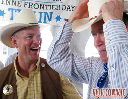 Matt Mead palling around with Colorado Governor Hickenlooper a staunch gun control advocate who just signed away gun rights in his state!