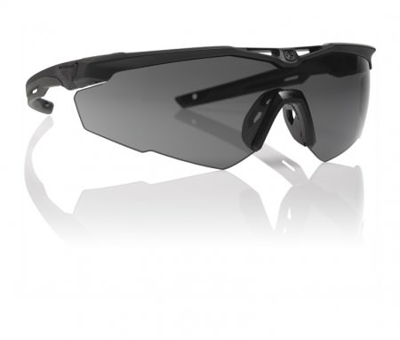 Revision StingerHawk Spectacle with OcuMax Plus anti-fog coating to prevent fogging in cold or humid conditions.