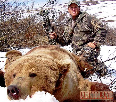 Joe Thomas Bear Hunting on High Places TV