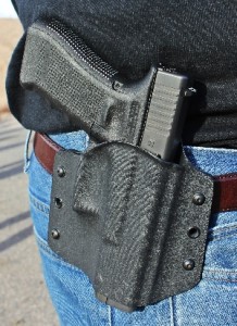 I.C.E. RAC Holster keeps my Glock 17 at the ready.