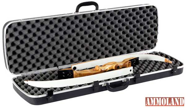 Plano's new 11303 Deluxe Bow Guard Recurve Bow Case