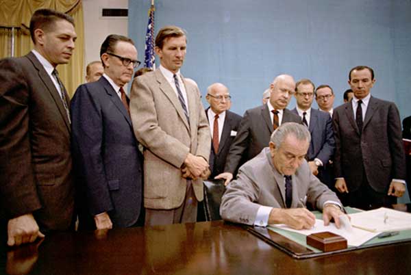 Signing of the Gun Control Act on 22 October in 1968 with President Lyndon B. Johnson