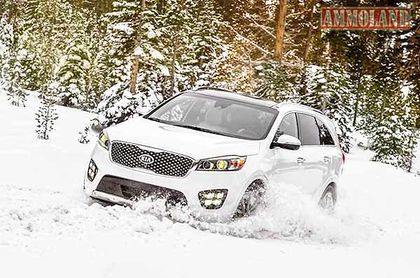 2016 KIA Sorento in the Snow