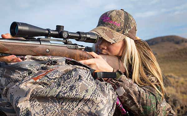Larysa Switlyk of "Larysa Unleashed" takes aim with the Vanguard Endeavor RS Rifle Scope Larysa Switlyk of "Larysa Unleashed" takes aim with the Vanguard Endeavor RS Rifle Scope