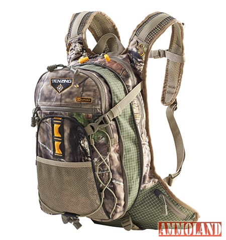 TZ 1200 Lightweight Daypack in Mossy Oak Break-Up Country