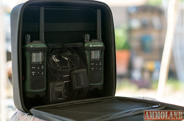 Carrying Case included with Motorola's TALKABOUT T465 FRS/GMRS Two-Way Radio