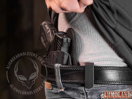 Alien Gear Holsters; Cloak Tuck 3.0 iwb holster; worn