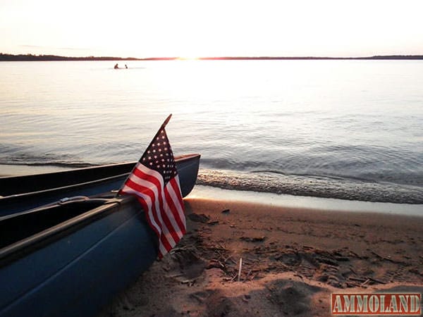 Veterans Reach Mid-Point Paddling the Mighty Mississippi