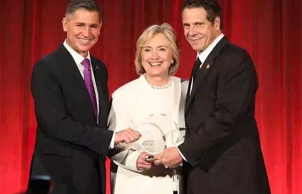 Clinton Receives Brady Center Award for Best Gun Banner