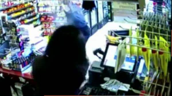 Video of WA Convenience Store Gunfight