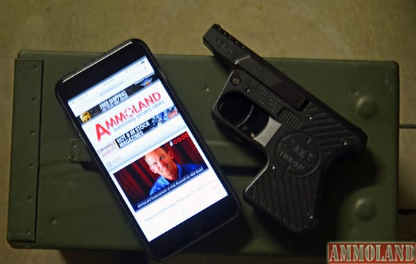 Heizer Defense Pocket Pistol - phone comp