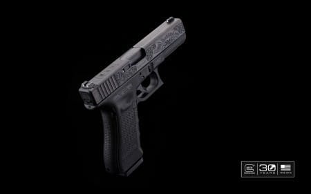 GLOCK 17 Gen 4 30th Anniversary Special Edition 