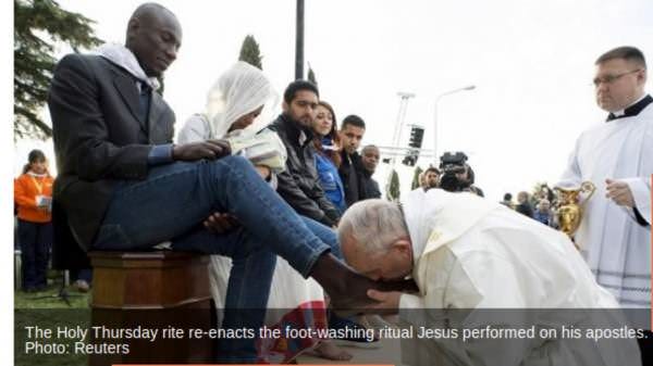 Pope Francis Kisses Muslims Feet, Blames Arms Industry for Brussels Attacks : Image from telesurtv.net