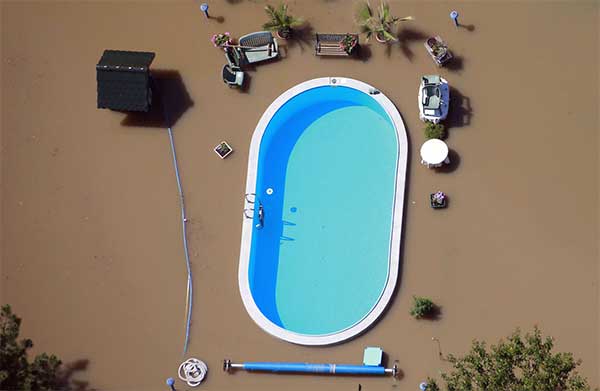 Clean vs Dirty Water Swimming Pool Flood