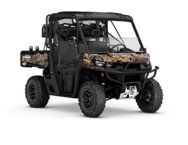 2017 Defender Mossy Oak Hunting Edition HD10 3-4 front resized