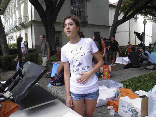 austin-tx-dildoe-protest-600