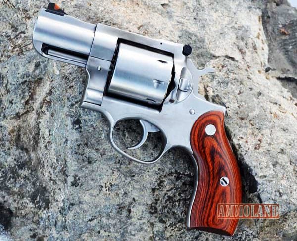 Ruger Redhawk Revolver 357 Magnum with Beautiful Wood Stocks