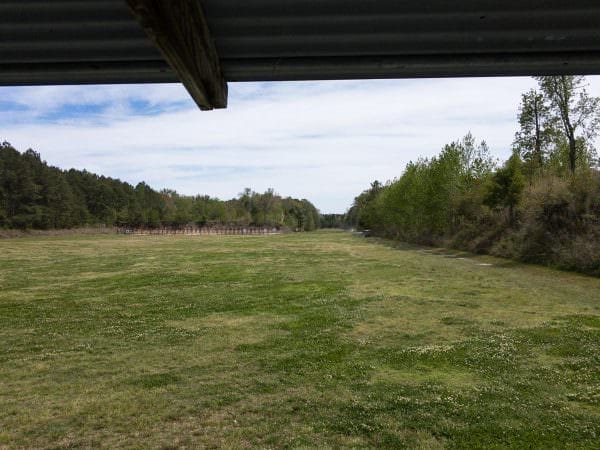 The 800-yard targets are the ones you can barely see on the right. The row towards the left are just 200 yards. 