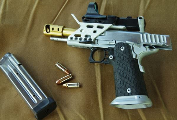 DVC Steel 2011 Pistol