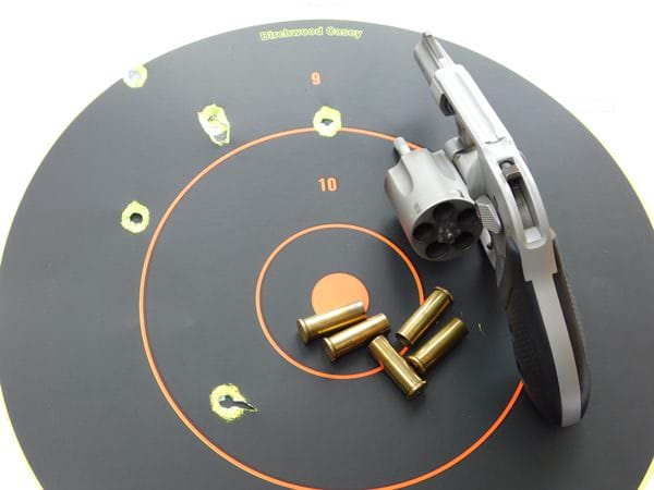 Shooting the Smith & Wesson Model 638 Revolver