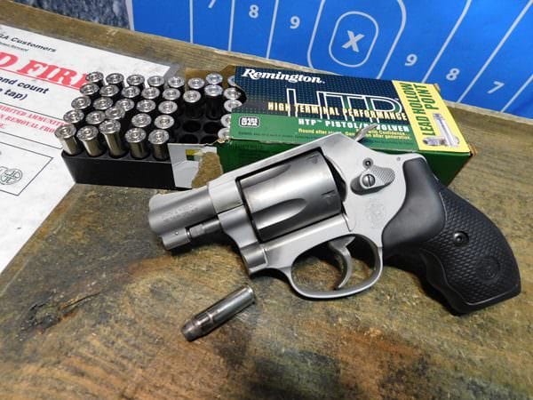 S&W Model 637 vs Smith & Wesson Model 638 Revolver