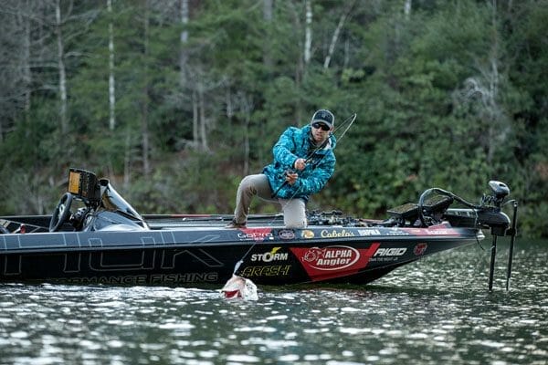 Mossy Oak Fishing Pros Prepare for Brutal Conditions in B.A.S.S. Event