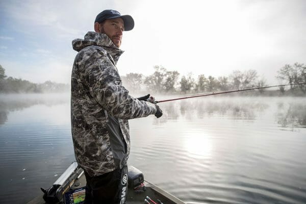 Mossy Oak Fishing Pros Prepare for Brutal Conditions in B.A.S.S. Event