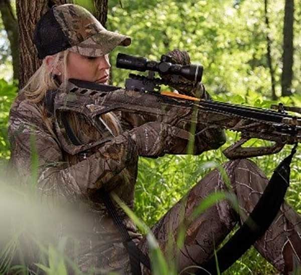 Woman Crossbow Hunter Sightmark Core SX Crossbow Scope