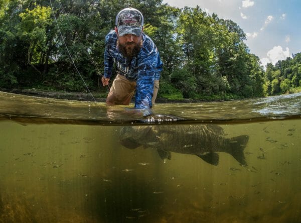 "Elements" Web Series Features Mossy Oak's Walt Gabbard Smallmouth Bass Fishing