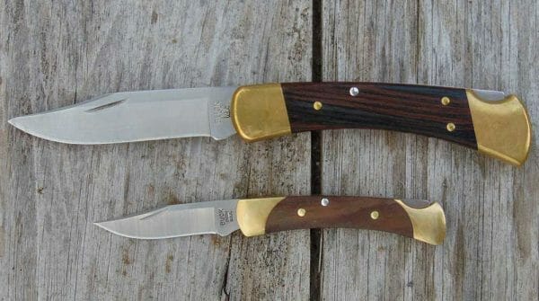 Buck 110 knife top vs the Buck 55 Folding Hunter Knife Buck 110 knife top vs the Buck 55 Folding Hunter Knife