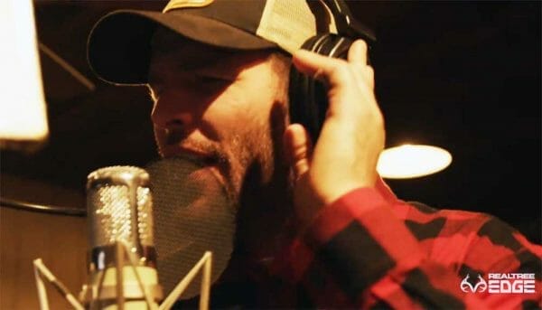 Mike Fisher Parodies Wife Carrie Underwood's Song 'Before He Cheats'