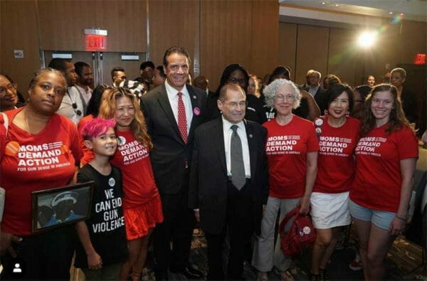 Governor Andrew M. Cuomo Moms Demand Action IMG nygovcuomo https://www.instagram.com/p/BlgXynZAPKA/