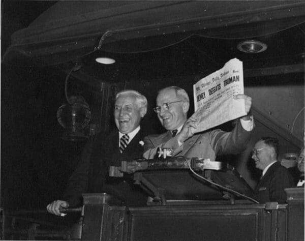 759px-Dewey_Defeats_Truman-600x474.jpg