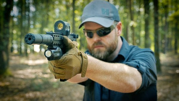 Rugged Suppressor Mustang22 Action01