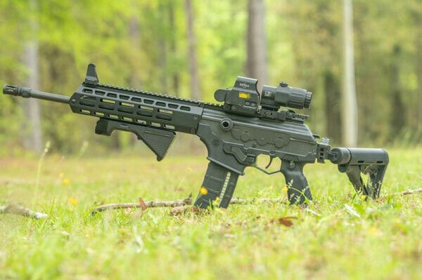 IWI Galil Ace Gen 2 5.56mm in the grass