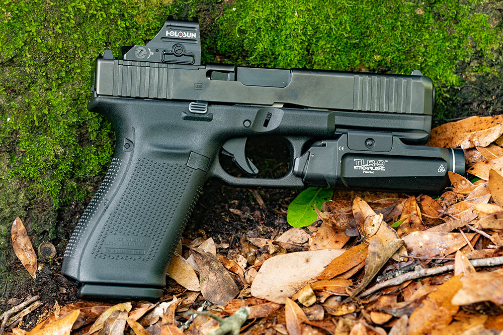 The Glock G20 Gen 5 MOS, Tested and Reviewed