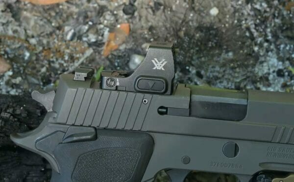 Vortex Defender CCW Micro Red Dot Attached with Mounting with Included Plate Vortex Defender CCW Micro Red Dot Attached with Mounting with Included Plate