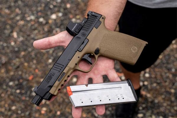 Smith & Wesson Introduces FDE to the M&P 5.7 Series