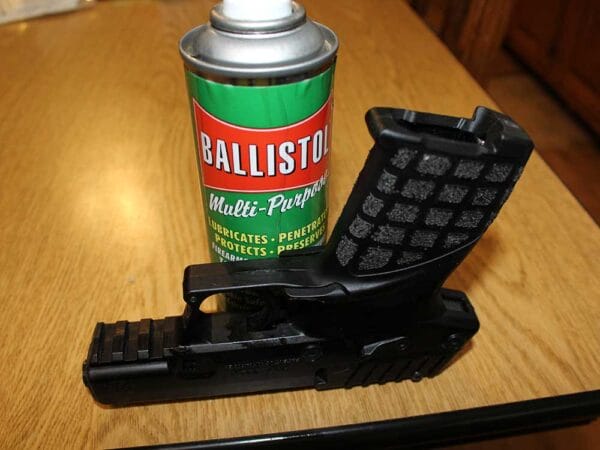 Cleaning the KelTec P17