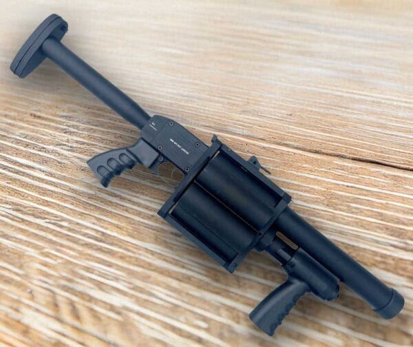 KAK SJ-600N, 6 Shot, pump action, 37/38MM Launcher