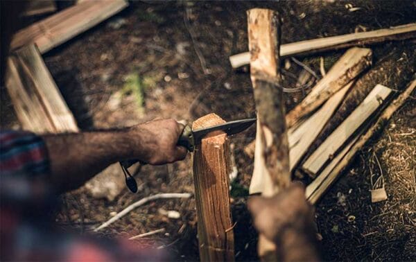 Gerber Ultimate Survival Knife Battoning Wood Tinder Fire Starter IMG Gerber