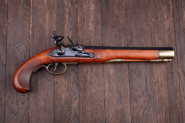 Flintlock-pistol-iStock-1284469612