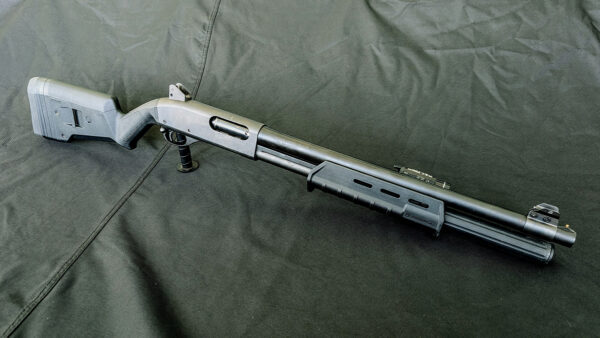 Remington 870 pump-action shotgun. IMG Duncan Johnson
